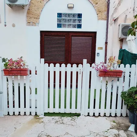 Tatil Evi House Under Arch Palermo