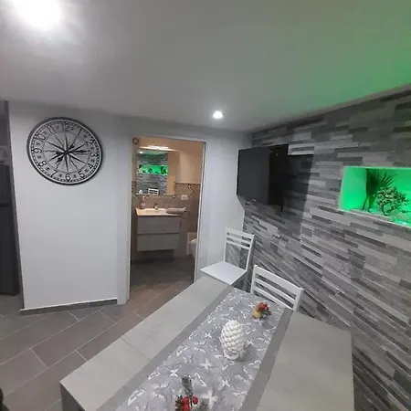 House Under Arch Palermo